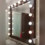 آینه لامپی روشویی