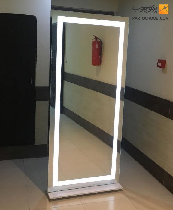 آینه قدی چراغ دار سده