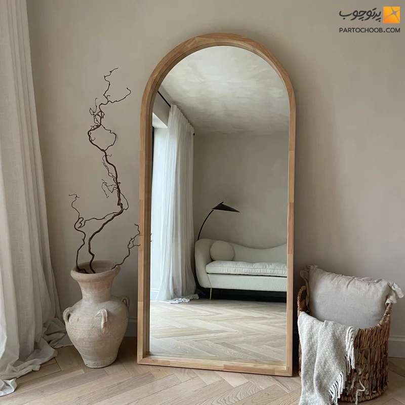 آینه قدی چوبی ساده