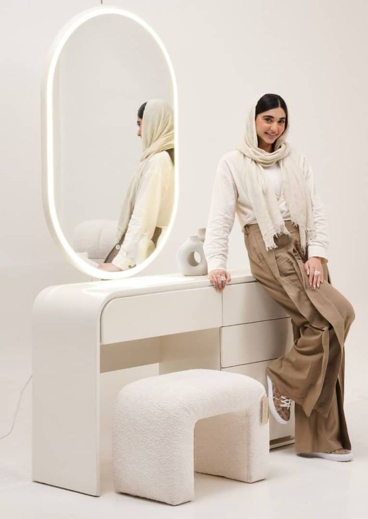 میز آرایش مینیمال سلنا