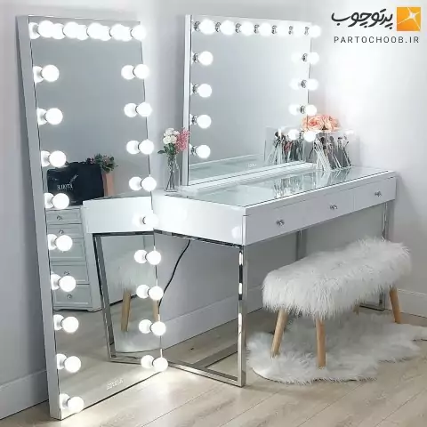 آینه و میز آرایش 