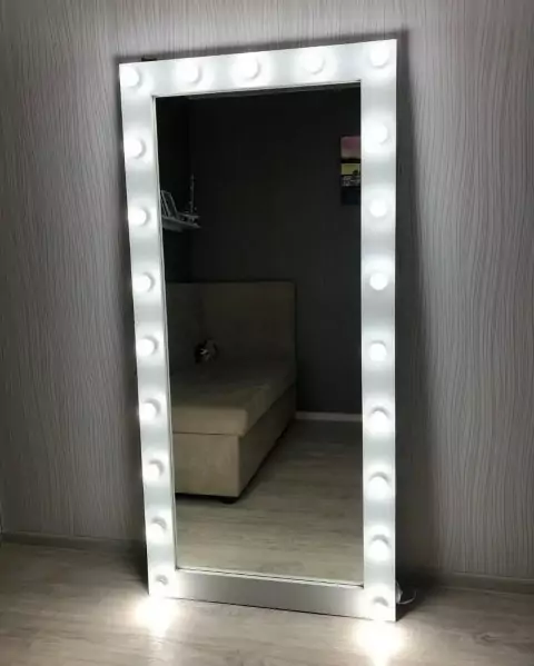 آینه چراغی با پایه
